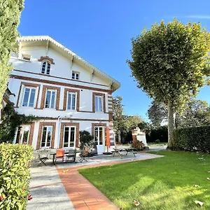 https://la-melanotte.midi-pyreneeshotels.com
