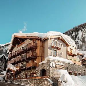 Avancher Otel